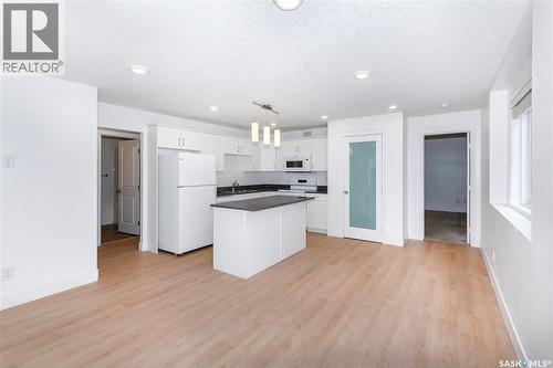 501 110 Akhtar Bend, Saskatoon, SK - Indoor Photo Showing Kitchen