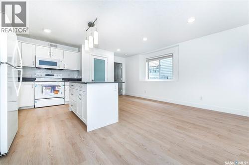 501 110 Akhtar Bend, Saskatoon, SK - Indoor Photo Showing Kitchen