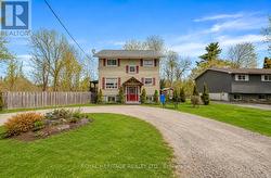 51 ROBERT STREET  Bracebridge (Macaulay), ON P1L 2B9