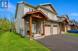 405 VOYAGEUR PLACE W  Russell, ON K0A 1W0