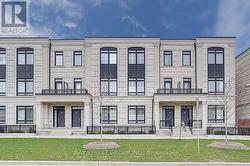 74 VILLAGE PARKWAY E Markham, ON L3R 4Z7