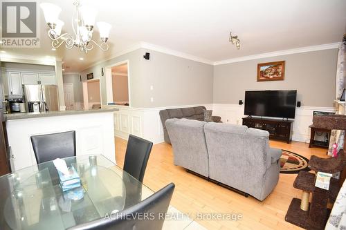 521 Navigator Drive, Mississauga, ON - Indoor