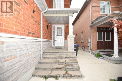 521 Navigator Drive, Mississauga, ON - Outdoor