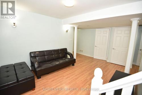 521 Navigator Drive, Mississauga, ON - Indoor
