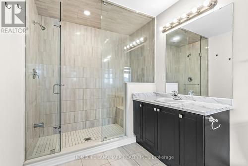 21 Sapphire Way, Thorold, ON - Indoor Photo Showing Bathroom