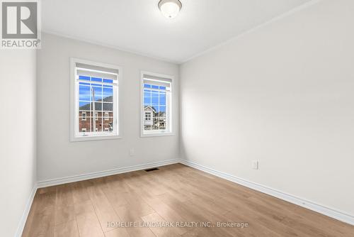 21 Sapphire Way, Thorold, ON - Indoor Photo Showing Other Room