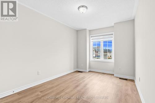 21 Sapphire Way, Thorold, ON - Indoor Photo Showing Other Room