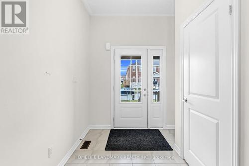 21 Sapphire Way, Thorold, ON - Indoor Photo Showing Other Room
