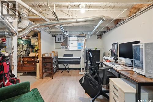 236 I Avenue N, Saskatoon, SK - Indoor Photo Showing Office