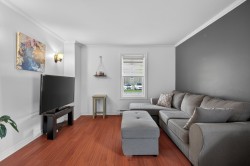 Salon - 