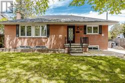 563 TAPLOW CRESCENT  Oakville, ON L6L 4V9