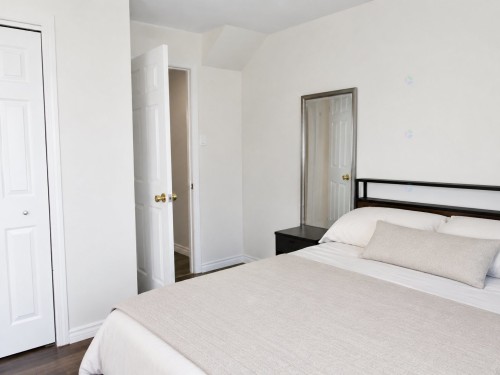 Chambre à coucher principale - 450  - 450B Rue Melançon, Saint-Jérôme, QC - Indoor Photo Showing Bedroom