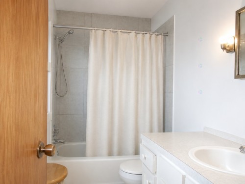 Salle de bains - 450  - 450B Rue Melançon, Saint-Jérôme, QC - Indoor Photo Showing Bathroom