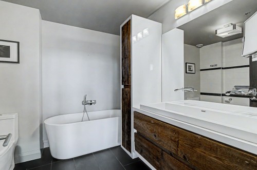 Bathroom - 212-2182 Av. Lamothe, Saint-Hyacinthe, QC - Indoor Photo Showing Bathroom