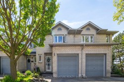 15-1 Royalwood Court  Hamilton, ON L8E 4Y1