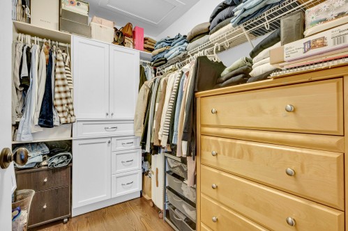 Penderie (Walk-in) - 16500 Rue Du Jade, Mirabel, QC - Indoor With Storage