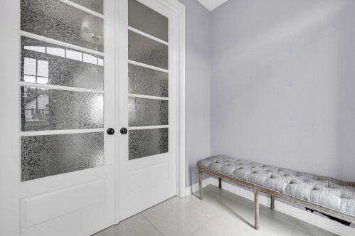 Hall d'entrée/Vestibule - 16500 Rue Du Jade, Mirabel, QC - Indoor Photo Showing Other Room