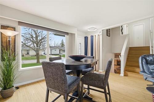 1215 De Graff Pl, Winnipeg, MB 