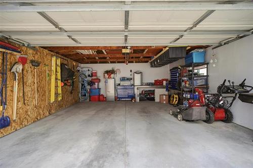 1215 De Graff Pl, Winnipeg, MB 