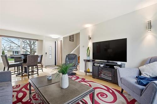 1215 De Graff Pl, Winnipeg, MB 