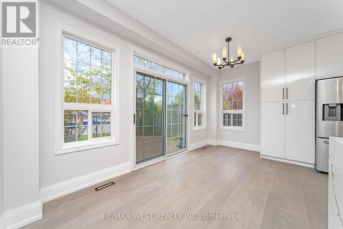 5843 Rainspring Drive, Mississauga, ON - Indoor