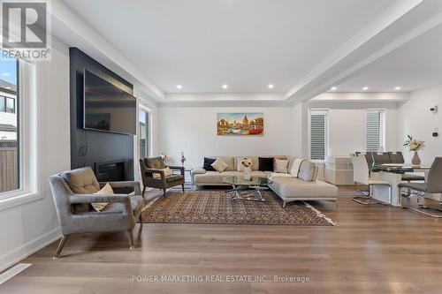 159 Celestial Grove, Ottawa, ON - Indoor Photo Showing Living Room