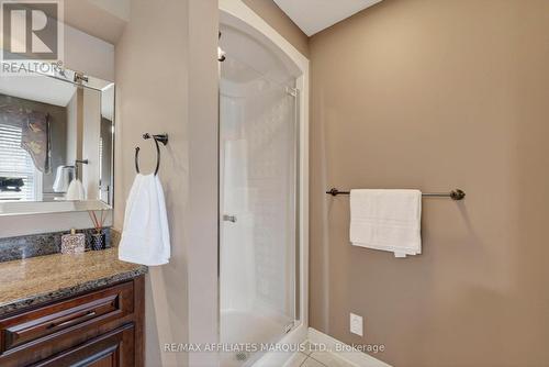 1613 Blakely Drive, Cornwall, ON - Indoor Photo Showing Bathroom