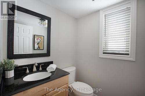 110 Leeson Street S, East Luther Grand Valley, ON - Indoor Photo Showing Bathroom