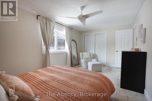 110 Leeson Street S, East Luther Grand Valley, ON - Indoor Photo Showing Bedroom