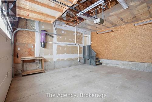 110 Leeson Street S, East Luther Grand Valley, ON - Indoor