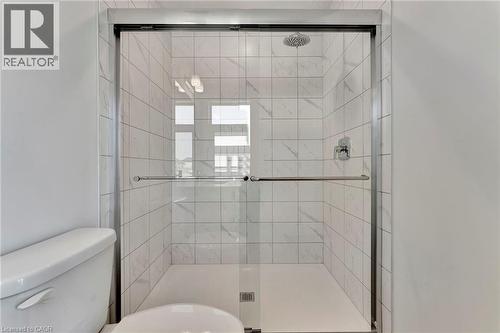55 Tom Brown Drive Unit# 90, Paris, ON - Indoor Photo Showing Bathroom