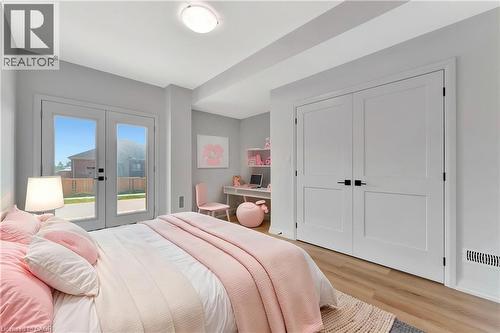 55 Tom Brown Drive Unit# 90, Paris, ON - Indoor Photo Showing Bedroom