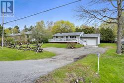 2498 RIDEAU FERRY ROAD Drummond/North Elmsley, ON K7H 3C7