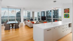 PH4103-1050 Rue Drummond Montréal (Ville-Marie), QC H3B 0G3