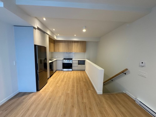 Salon - 5963 Av. Papineau, Montréal (Rosemont/La Petite-Patrie), QC - Indoor