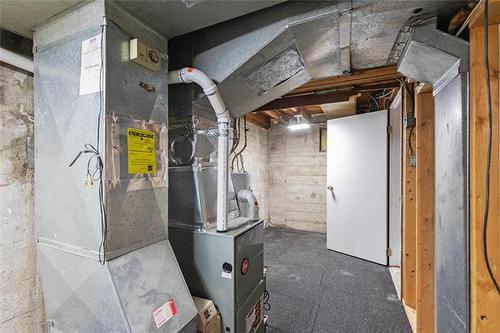 385 Moorgate St, Winnipeg, MB 