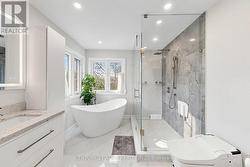 Master bedroom ensuite - 