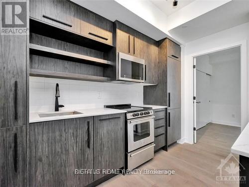 205 - 560 RIDEAU STREET , Ottawa, Ontario K1N 5Z8 5