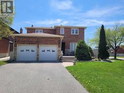 292 RIDGEFIELD CRESCENT  Vaughan, ON L6A 1J6