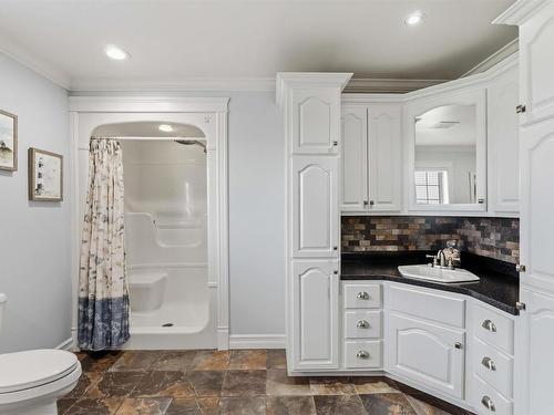 63 Chemin Dixon Road, Grosses Coques, NS 