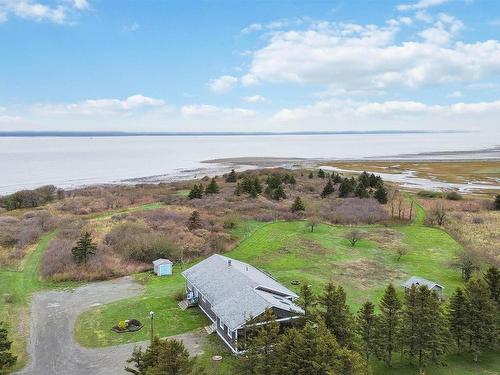 63 Chemin Dixon Road, Grosses Coques, NS 