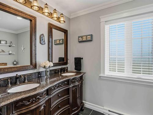 63 Chemin Dixon Road, Grosses Coques, NS 