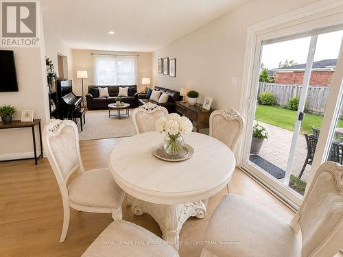 2360 Credit Valley Road, Mississauga, ON - Indoor Photo Showing Dining Room