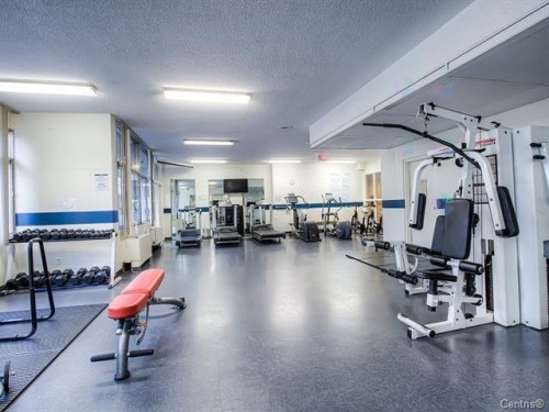 Exercise Room - 740 Boul. Montpellier, Montréal (Saint-Laurent), QC - Indoor Photo Showing Gym Room