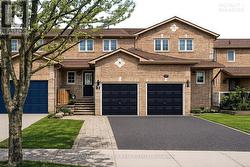 97 NATHAN CRESCENT  Barrie, ON L4N 0S5