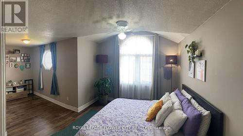 99 Windflower Drive, Kitchener, ON - Indoor Photo Showing Bedroom