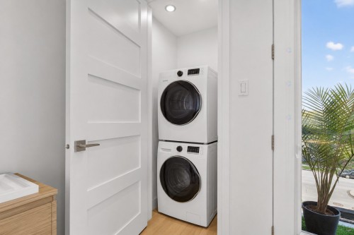 Laundry - 309 Ch. Du Golf, Montréal (Verdun/Île-Des-Soeurs), QC - Indoor Photo Showing Laundry Room