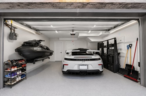 Garage - 309 Ch. Du Golf, Montréal (Verdun/Île-Des-Soeurs), QC - Indoor Photo Showing Garage