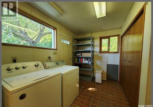 130575 5 Highway, Runnymede, SK - Indoor Photo Showing Laundry Room