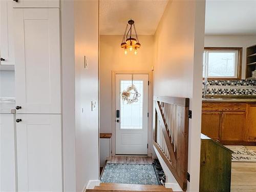 136 Newman Ave, Winnipeg, MB 